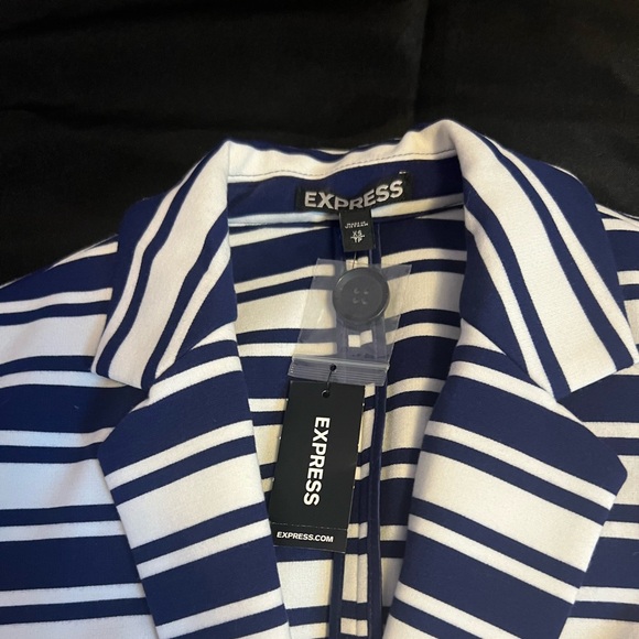 NWT EXPRESS Women's Stripe Blue & White Blazer - Picture 3 of 5
